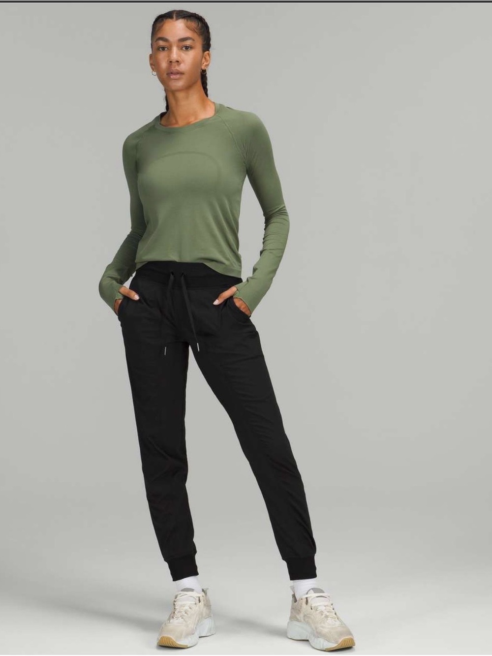 Lululemon Dance Studio Joggers - Picture 1 of 9